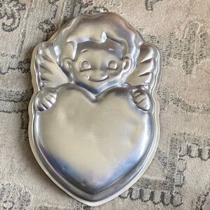 Vintage 2000 Wilton Cupid Cake Pan  2105-173